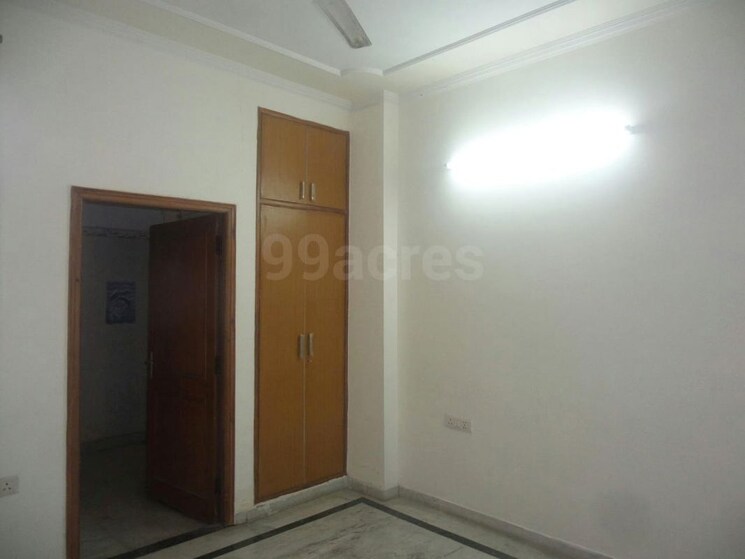 Room, rwa-apartments-sector-47 3 Bedroom 1350 Sq.Ft. Independent House In Sector 47 Noida 9826567