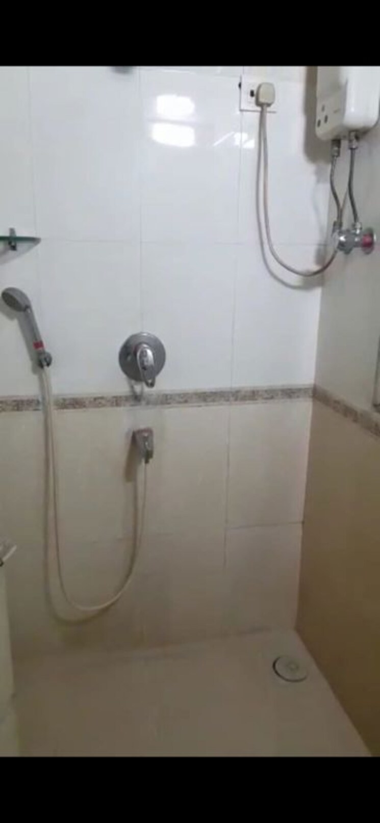 Bathroom, dhawalgiri-apartments 1 Bedroom 450 Sq.Ft. Apartment In Goregaon East Mumbai 9826559