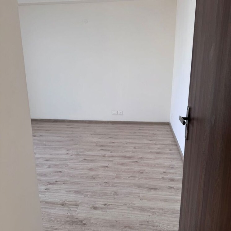 Room, adani-oyster-grande-phase-2 4 Bedroom 3188 Sq.Ft. Apartment In Sector 102a Gurgaon 9826604