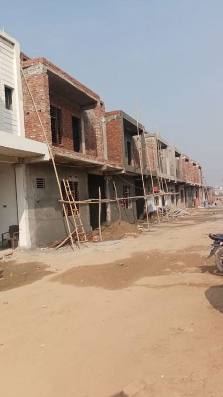 Exterior View, sector 16b greater noida 3 Bedroom 73 Sq.Yd. Villa In Sector 16b Greater Noida Greater Noida 9826487