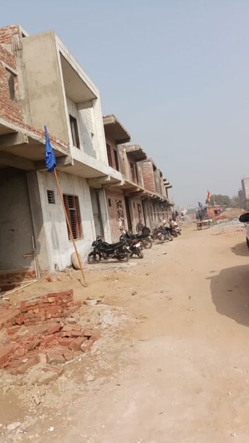 3 BHK Villa – Exterior View View at Sector 16b Greater Noida - for Sale