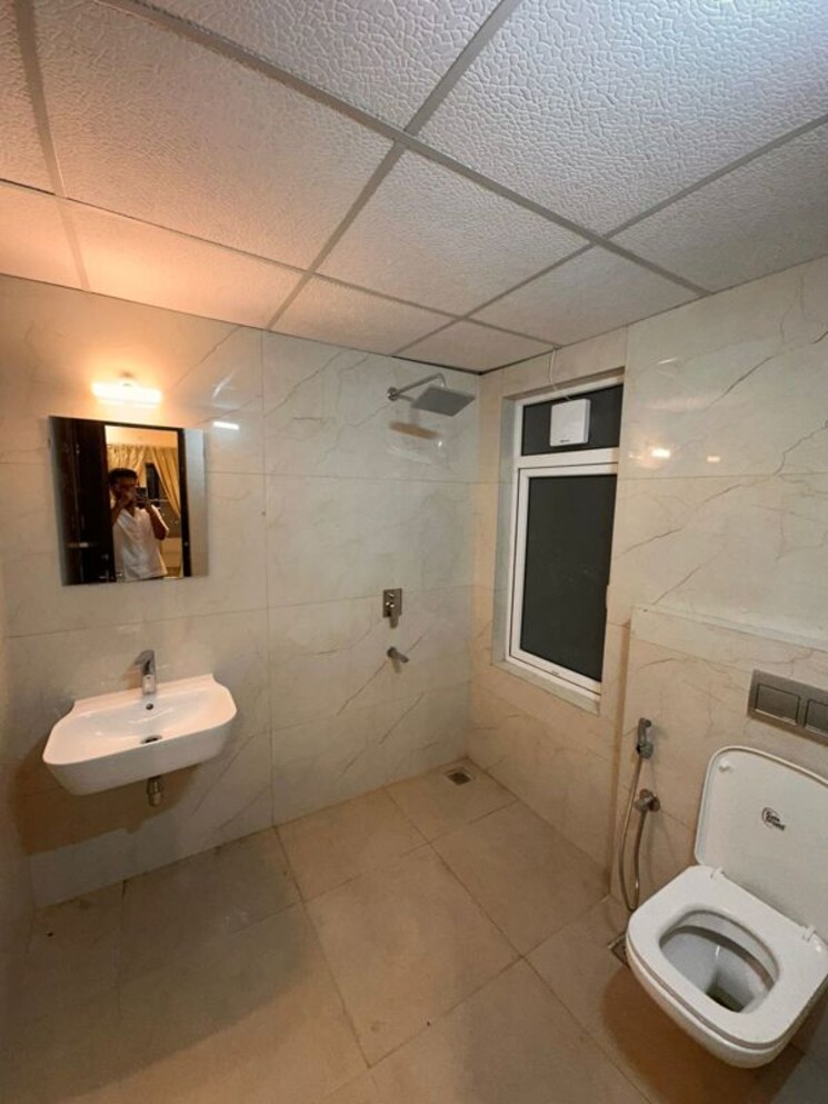 Bathroom, lansum-el-dorado 3 Bedroom 1860 Sq.Ft. Apartment In Narsingi Hyderabad 9826619