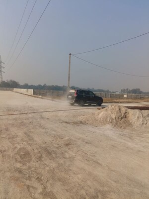 Plot Area in  Plot at Kisan Path – for Sale