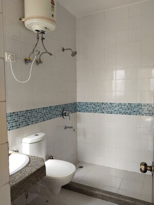 Bathroom in 3 BHK Builder Floor at Unitech Uniworld Gardens 2, Sector 47 – for Rent