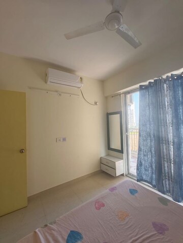 Room in 2 BHK Apartment at Shree Vardhman Green Court, Sector 90 – for Rent