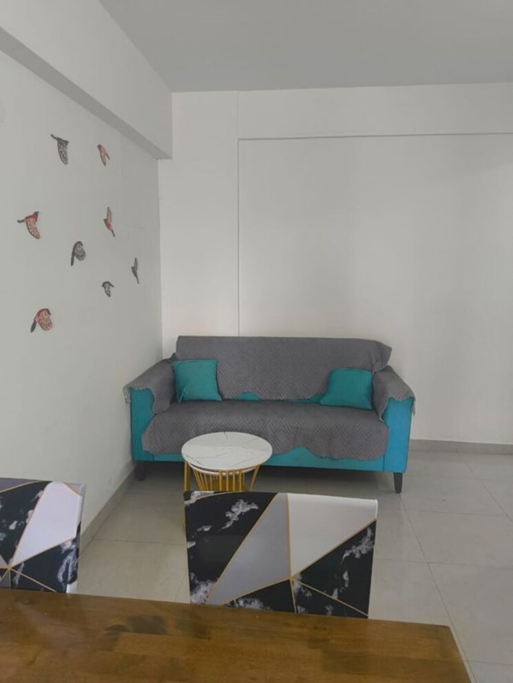 Team Area, shree-vardhman-green-court 2 Bedroom 690 Sq.Ft. Apartment In Sector 90 Gurgaon 9826649