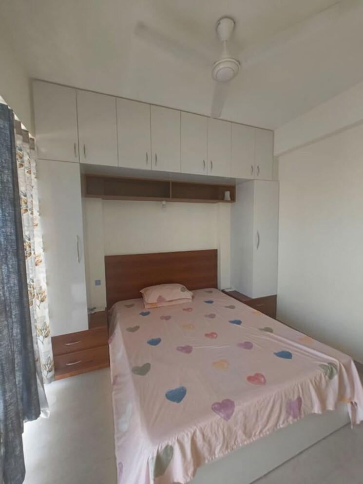 Kitchen, shree-vardhman-green-court 2 Bedroom 690 Sq.Ft. Apartment In Sector 90 Gurgaon 9826649