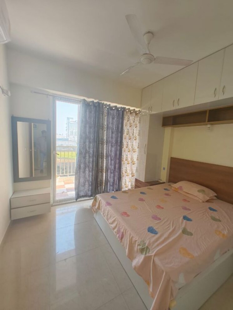 Bedroom, shree-vardhman-green-court 2 Bedroom 690 Sq.Ft. Apartment In Sector 90 Gurgaon 9826649