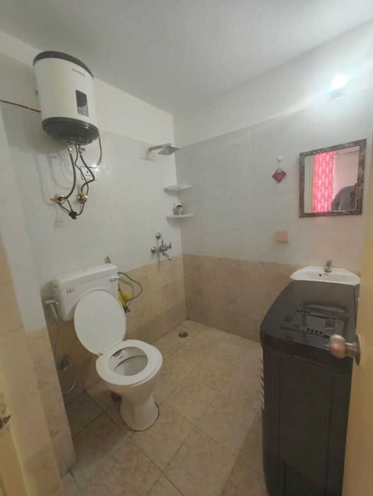 Bathroom, shree-vardhman-green-court 2 Bedroom 690 Sq.Ft. Apartment In Sector 90 Gurgaon 9826649