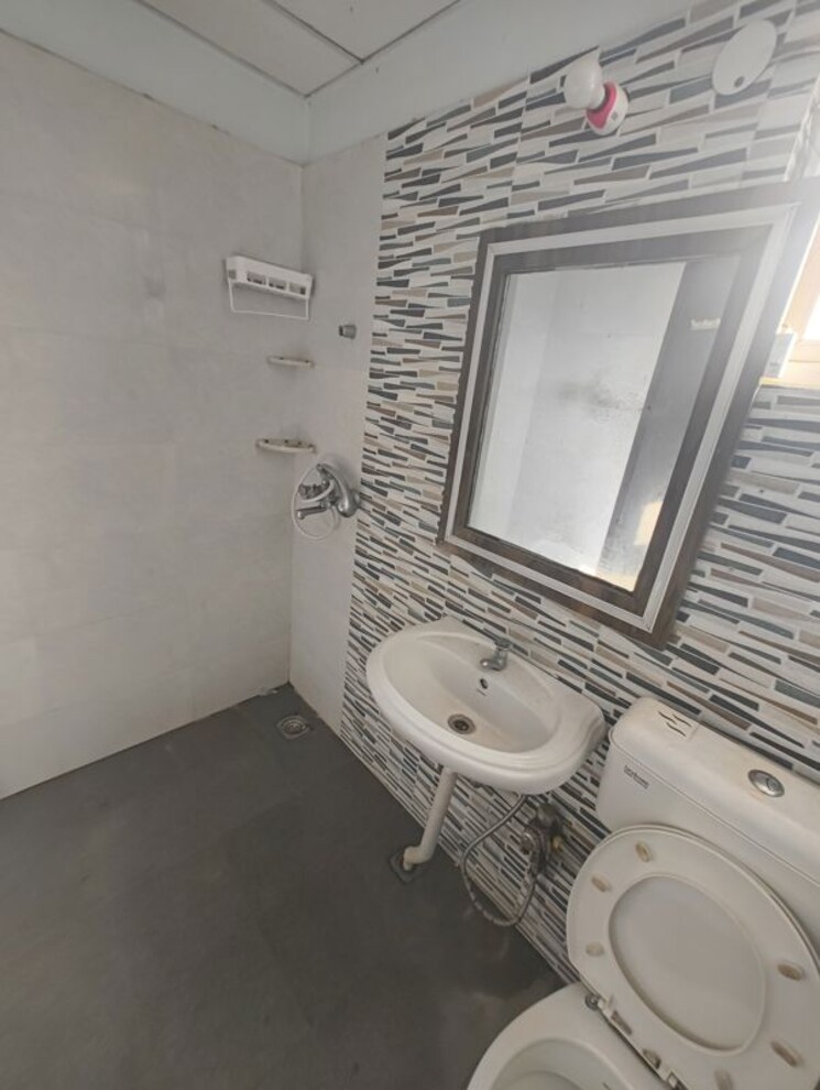 Bathroom, signature-global-the-roselia 2 Bedroom 800 Sq.Ft. Apartment In Sector 95a Gurgaon 9826660