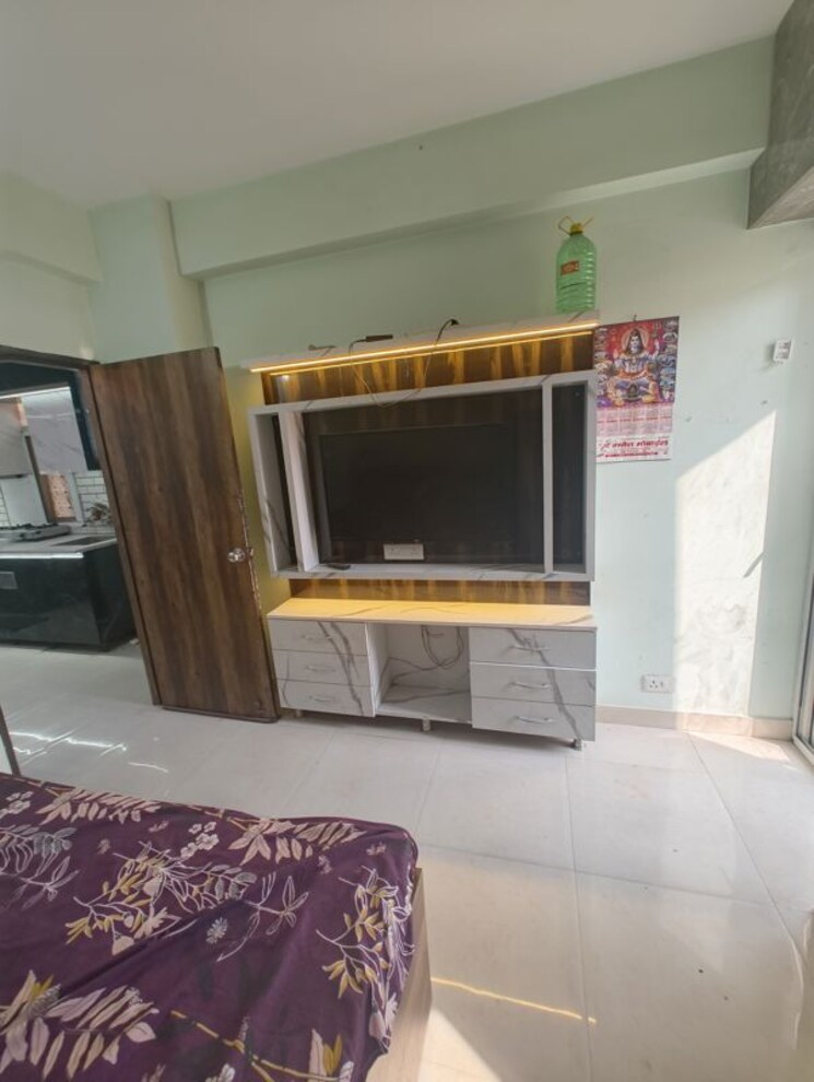 Bedroom, signature-global-the-roselia 2 Bedroom 800 Sq.Ft. Apartment In Sector 95a Gurgaon 9826660