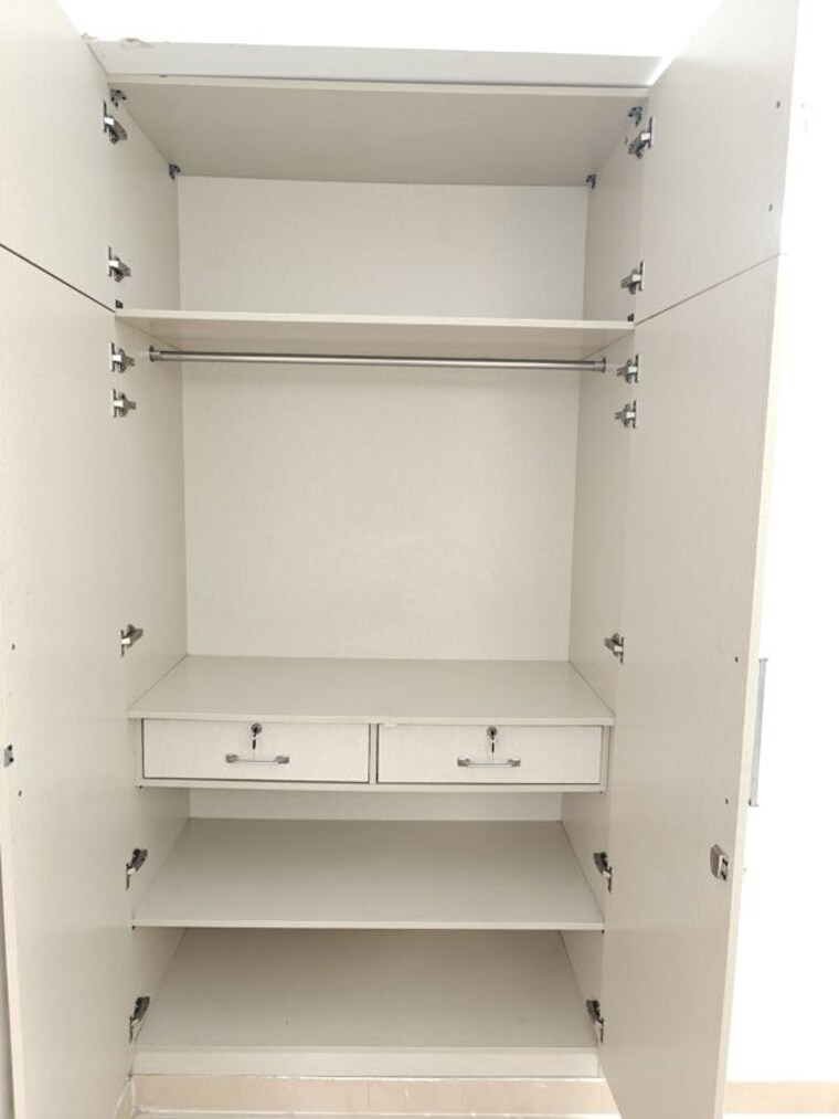 undefined, sector 4 greater noida 3 Bedroom 1675 Sq.Ft. Apartment In Sector 4 Greater Noida Greater Noida 9826655