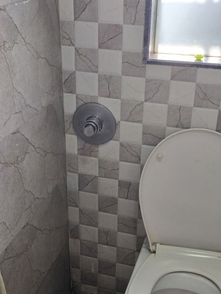 Bathroom, bsel-tech-park Commercial Office Space 6999 Sq.Ft. In Vashi Sector 30a Navi Mumbai 9826692