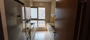 Room in 2 BHK Apartment at Castle Rock, Powai – for Rent
