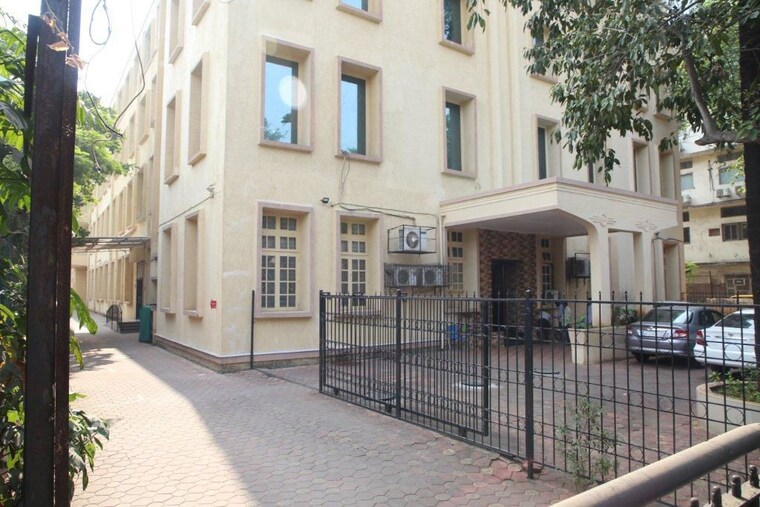 Exterior View, dadar west Commercial Office Space 60000 Sq.Ft. In Dadar West Mumbai 9823881