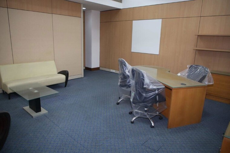 Team Area, dadar west Commercial Office Space 60000 Sq.Ft. In Dadar West Mumbai 9823881