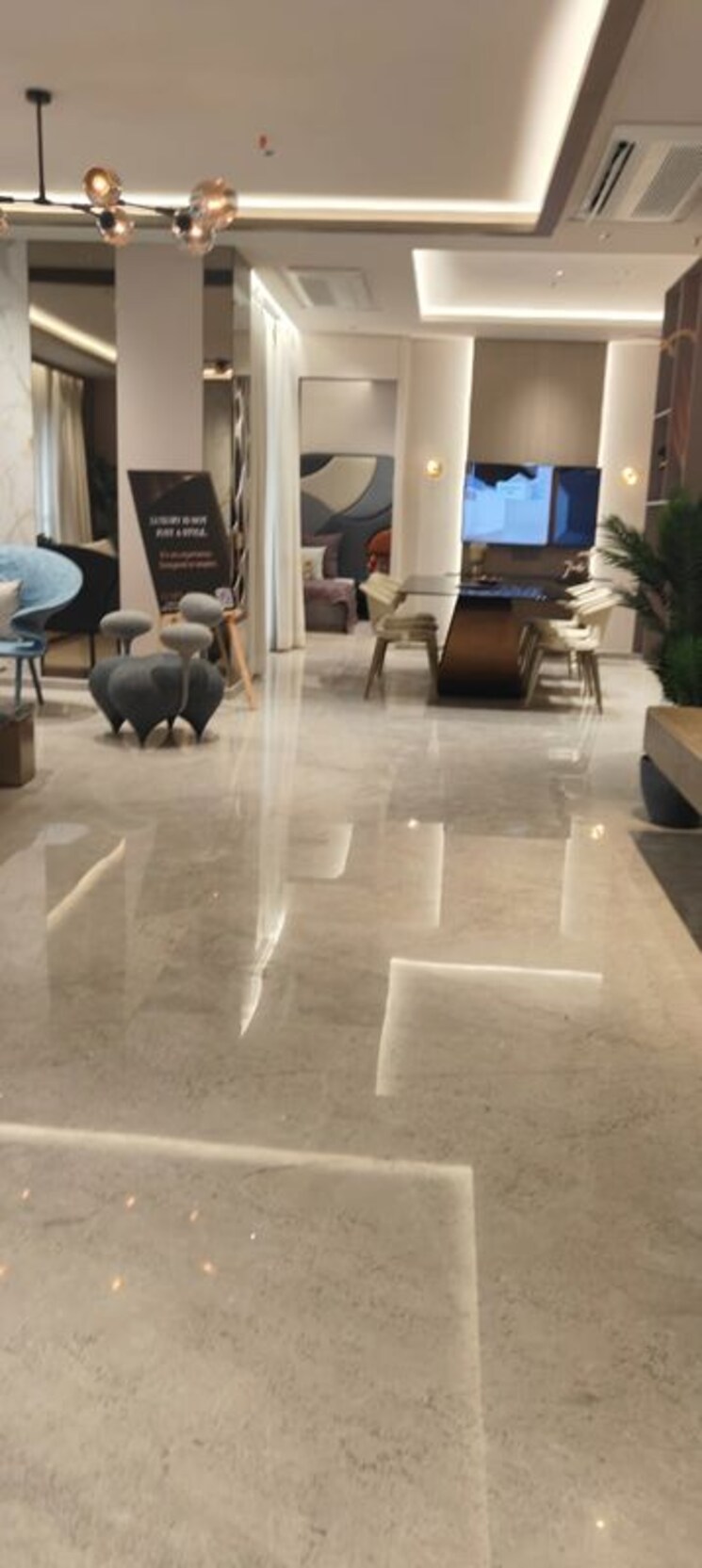  Parking, indiabulls-sky-forest 3 Bedroom 1700 Sq.Ft. Apartment In Lower Parel Mumbai 9826719