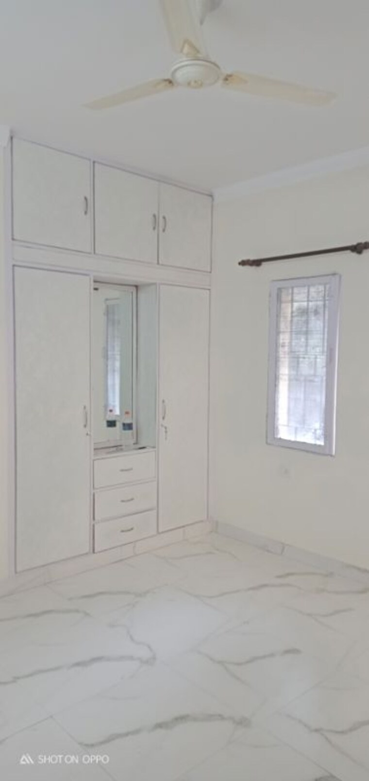 undefined, vasant kunj 3 Bedroom 1450 Sq.Ft. Apartment In Vasant Kunj Delhi 9826738