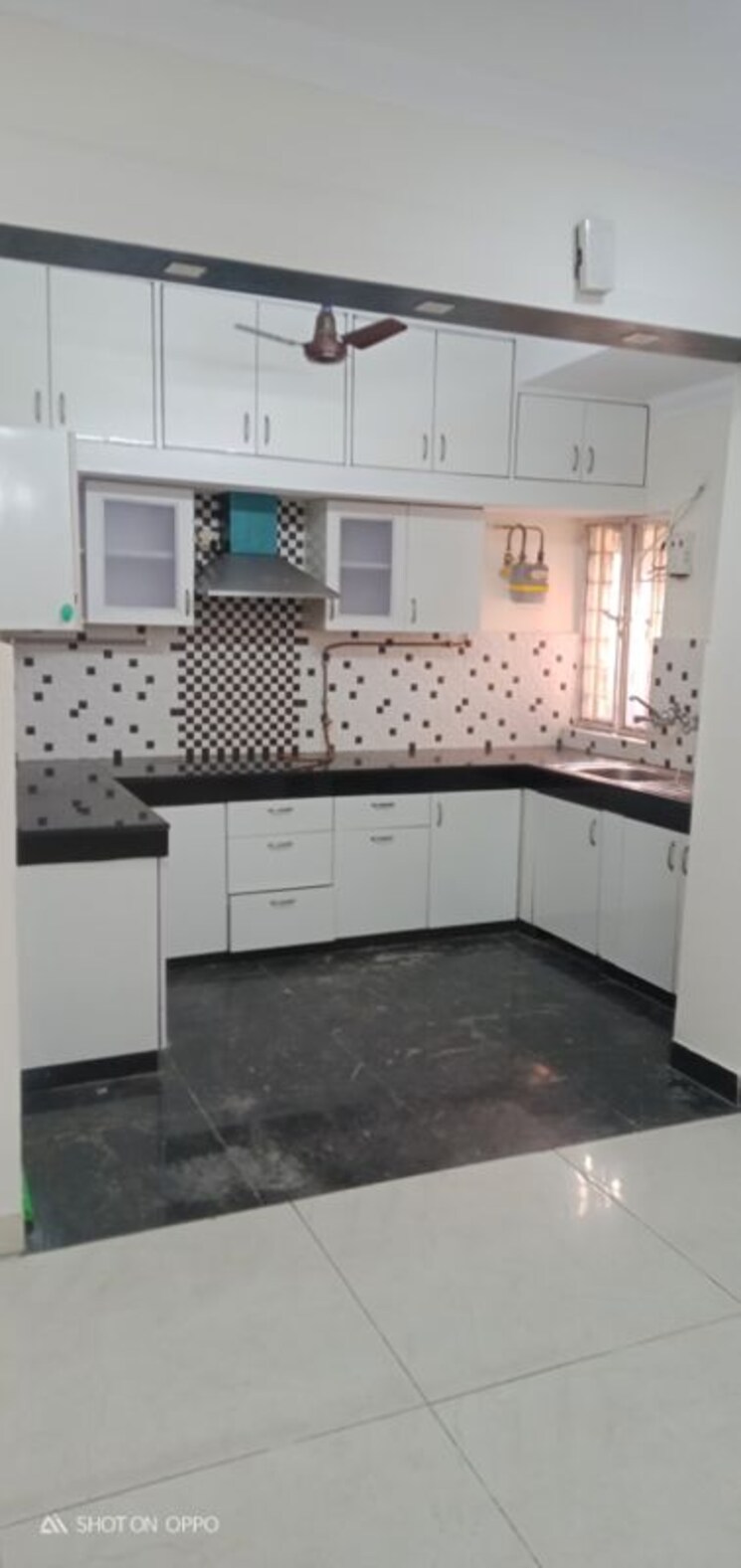Kitchen, vasant kunj 3 Bedroom 1450 Sq.Ft. Apartment In Vasant Kunj Delhi 9826738
