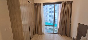 Room in 3 BHK Apartment at Piramal Mahalaxmi, Mahalaxmi – for Rent