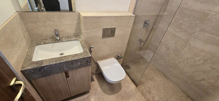 Bathroom, piramal-mahalaxmi 3 Bedroom 1050 Sq.Ft. Apartment In Mahalaxmi Mumbai 9826739