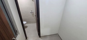 Room in 3 BHK Apartment at Piramal Mahalaxmi, Mahalaxmi – for Rent