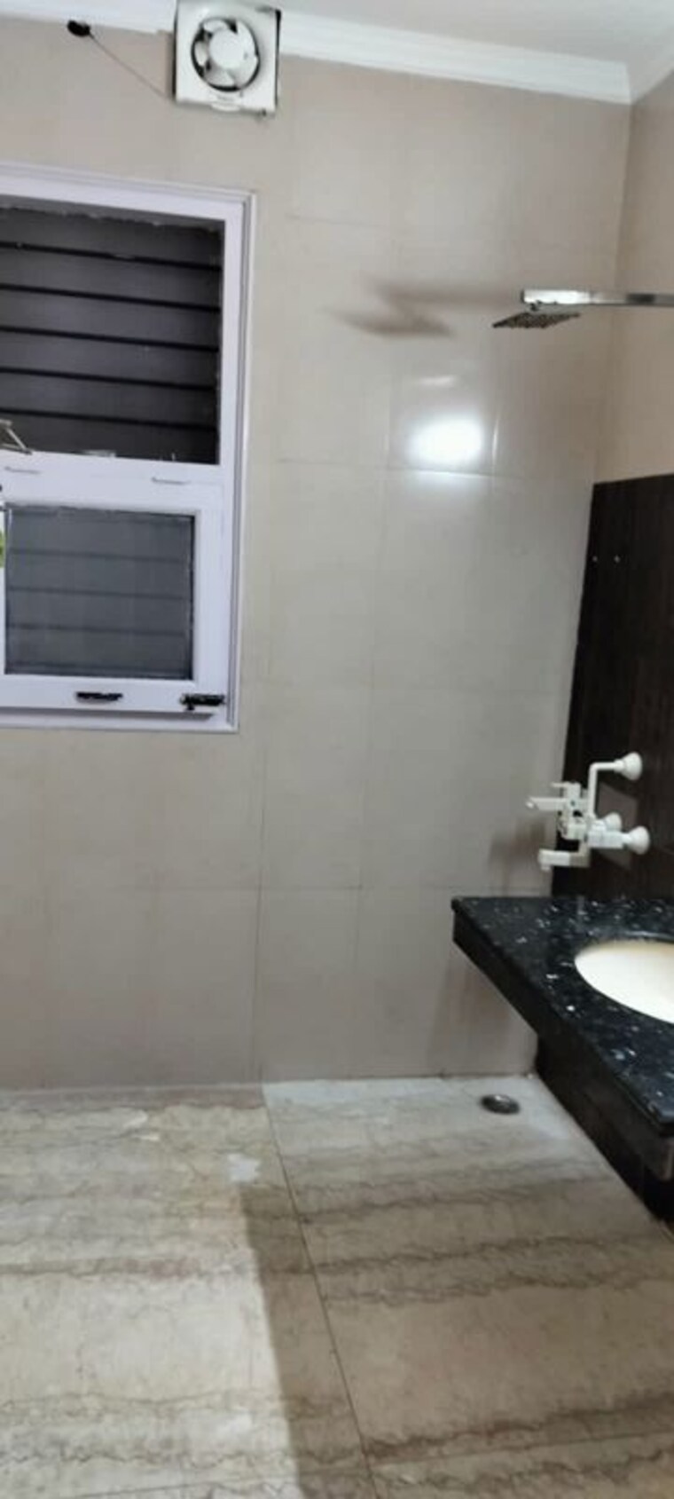 Bathroom, sector 46 6+ Bedroom 200 Sq.Mt. Villa In Sector 46 Noida 9826746