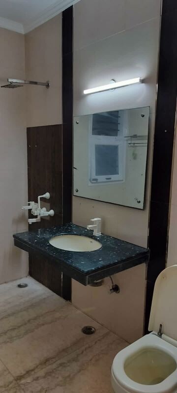 Bathroom in 6+ BHK Villa at Sector 46 – for Sale