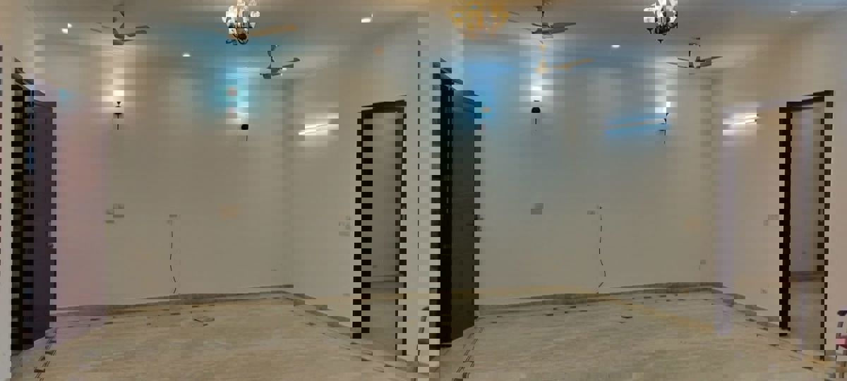 6+ BHK + Pooja Room,Study Room Villa For Sale in Sector 46