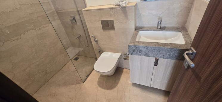 Bathroom, piramal-mahalaxmi 3.5 Bedroom 1380 Sq.Ft. Apartment In Mahalaxmi Mumbai 9826754