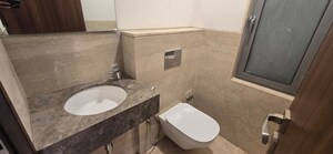 Bathroom in 3.5 BHK Apartment at Piramal Mahalaxmi, Mahalaxmi – for Rent