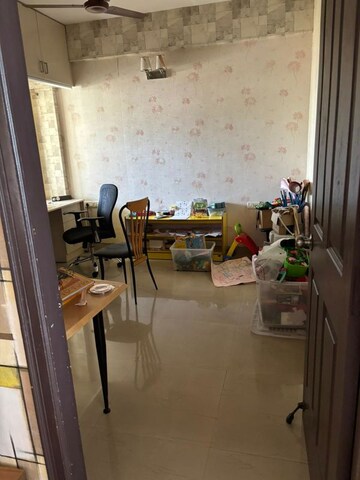 Team Area in 2 BHK Apartment at Royal Suites, Banaswadi – for Sale