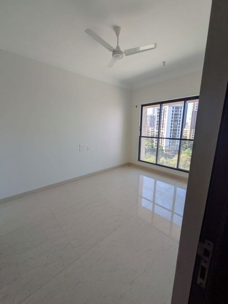 Room, jyoti-sukriti 3 Bedroom 892 Sq.Ft. Apartment In Goregaon East Mumbai 9826759