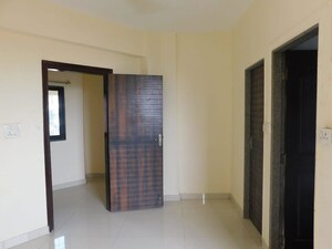 Room in 3 BHK Apartment at Mermaid 1 CHS, Cbd Belapur Sector 11 – for Sale