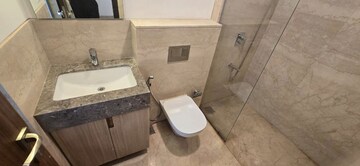 Bathroom in 3.5 BHK Apartment at Prestige Jasdan Classic, Mahalaxmi – for Rent