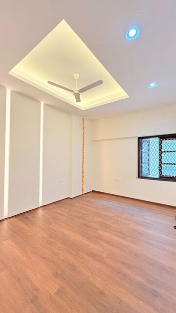 Room in 4 BHK Independent House at Indiranagar – for Rent