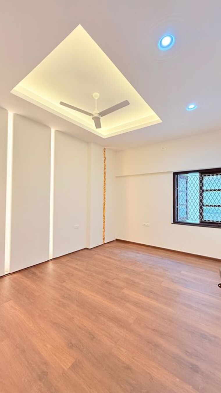 Room, indiranagar 4 Bedroom 3560 Sq.Ft. Independent House In Indiranagar Bangalore 9826802