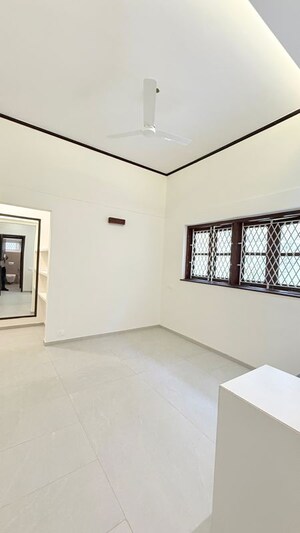 Room in 4 BHK Independent House at Indiranagar – for Rent