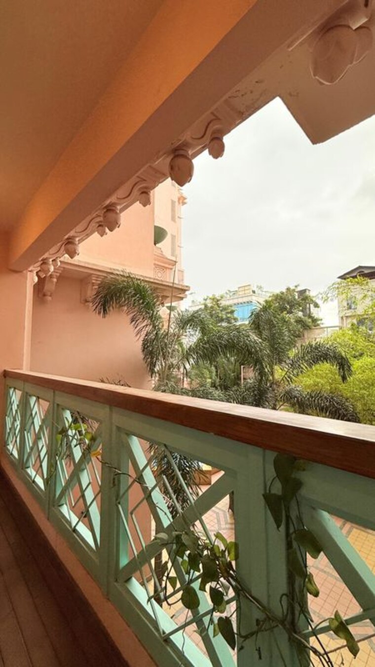 Balcony, prestige-leela-residency 4 Bedroom 2920 Sq.Ft. Apartment In Kodihalli Bangalore 9826816