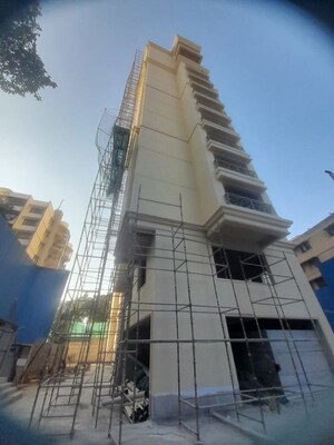 Staircase in 4 BHK Apartment at Legacy Cataleya, Vasanth Nagar – for Sale