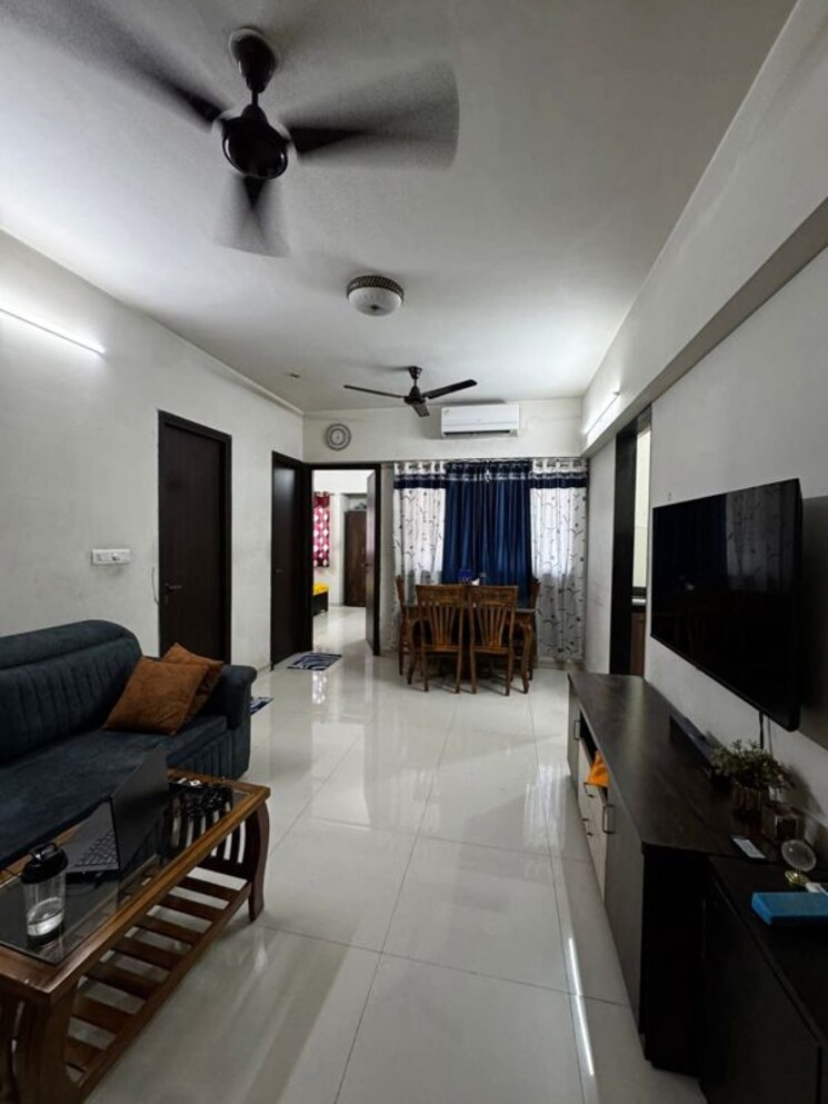 Living Room, lodha-splendora 1 Bedroom 460 Sq.Ft. Apartment In Ghodbunder Road Thane 9826838