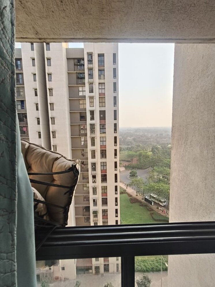 Balcony, lodha-downtown 3 Bedroom 738 Sq.Ft. Apartment In Dombivli East Thane 9826837