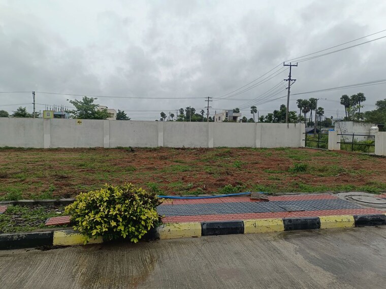 Garden, tukkuguda  185 Sq.Yd. Plot In Tukkuguda Hyderabad 9826845