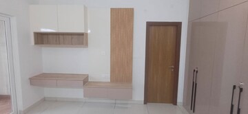 Room in 4 BHK Apartment at Avalon Park At The Prestige City, Sarjapur Road – for Rent