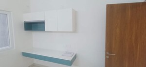 Room in 4 BHK Apartment at Avalon Park At The Prestige City, Sarjapur Road – for Rent