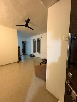 2 BHK Apartment For Rent in Kuber Imperia, Wakad