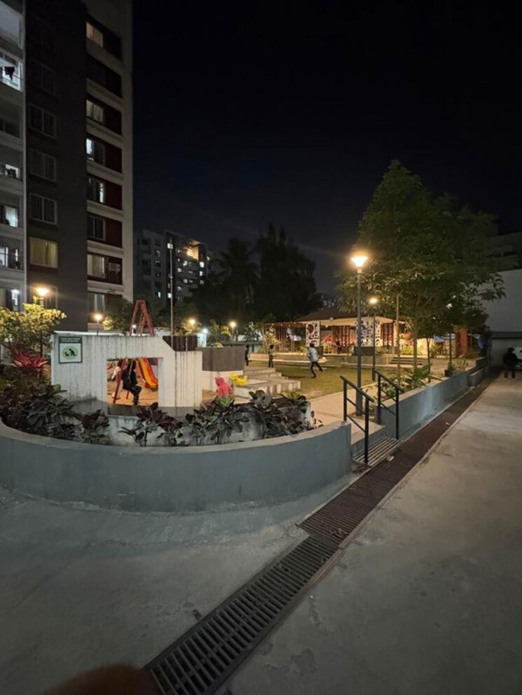 Garden, kuber-imperia 2 Bedroom 1035 Sq.Ft. Apartment In Wakad Pune 9826753