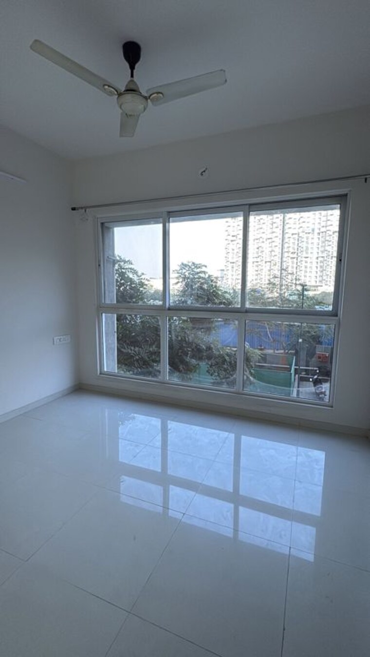 Room, godrej-hillside-2 3 Bedroom 850 Sq.Ft. Apartment In Mahalunge Pune 9811878