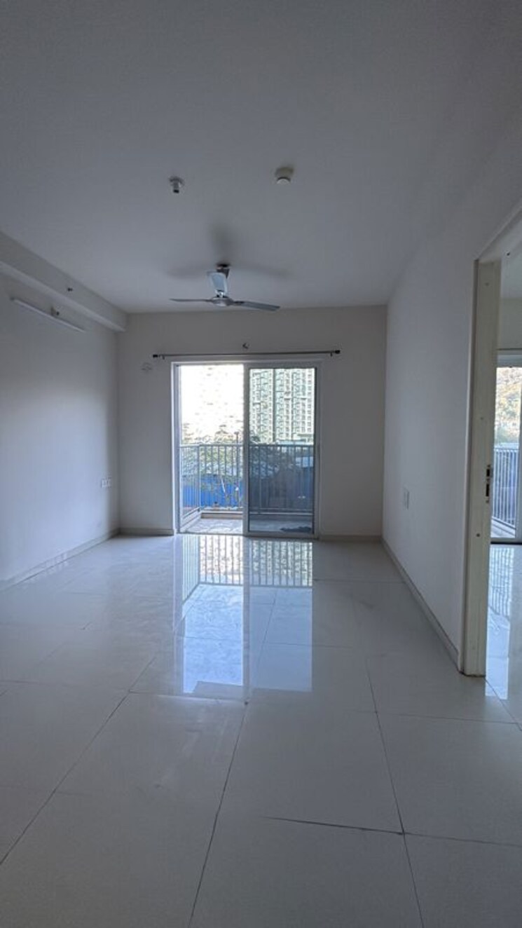 Hall, godrej-hillside-2 3 Bedroom 850 Sq.Ft. Apartment In Mahalunge Pune 9811878
