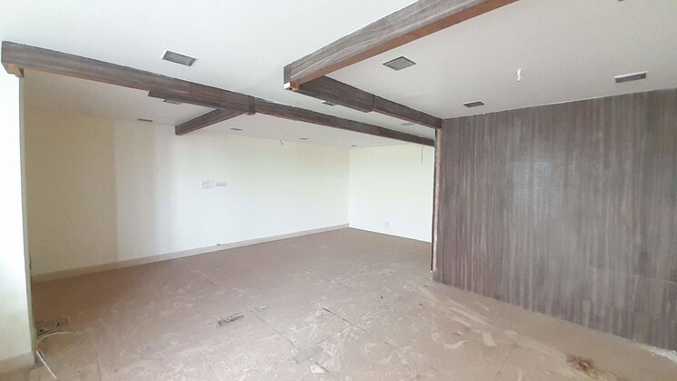 Room, tikrapara Commercial Office Space 400 Sq.Ft. In Tikrapara Raipur 9824289